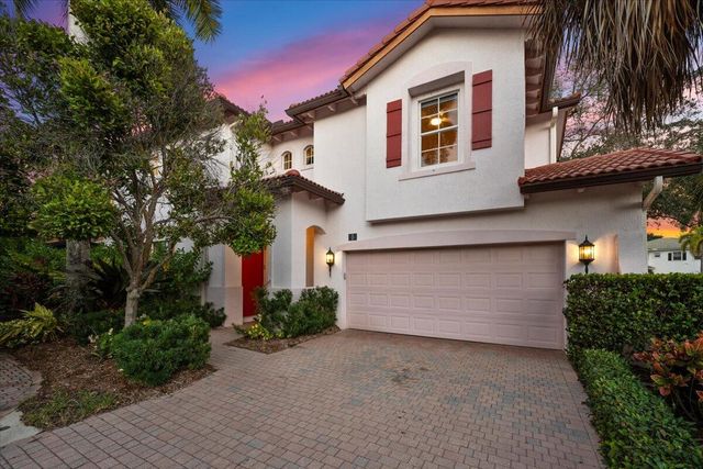 604 Moondancer Court, Palm Beach Gardens, FL 33410