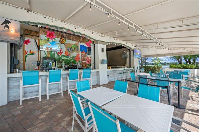 604 Moondancer Court, Palm Beach Gardens, FL 33410