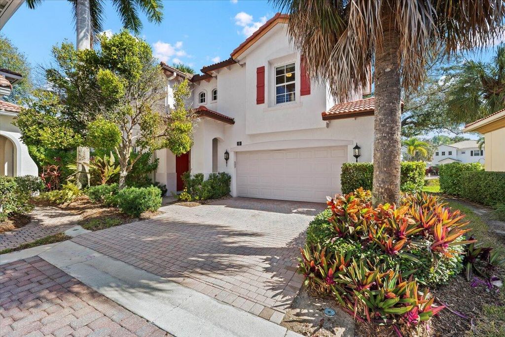 604 Moondancer Court, Palm Beach Gardens, FL 33410