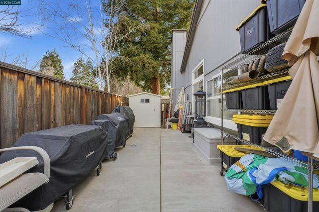 973 Jessica Dr, Livermore, CA 94550