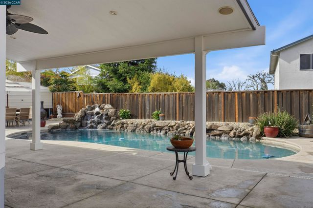 973 Jessica Dr, Livermore, CA 94550