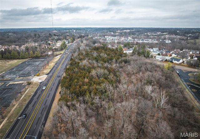 6315 Hagemann Road, St Louis, MO 63128