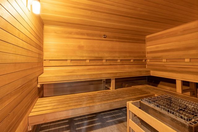 4860 Park Commons Drive 211, Saint Louis Park, MN 55416