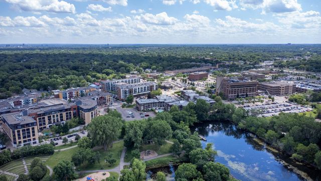 4860 Park Commons Drive 211, Saint Louis Park, MN 55416