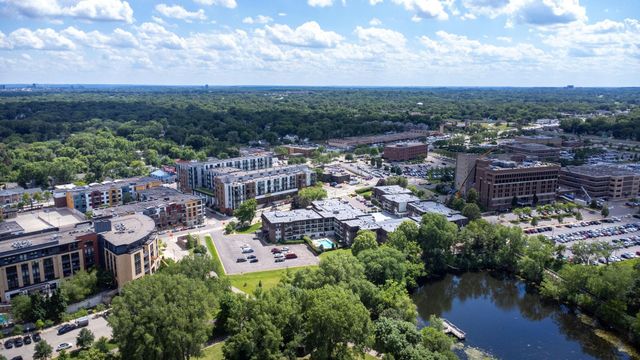 4860 Park Commons Drive 211, Saint Louis Park, MN 55416