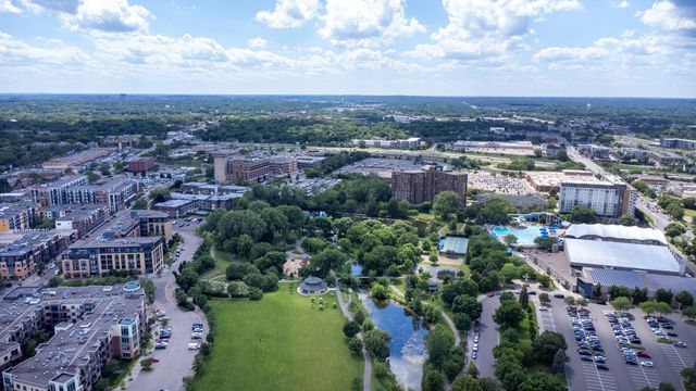 4860 Park Commons Drive 211, Saint Louis Park, MN 55416