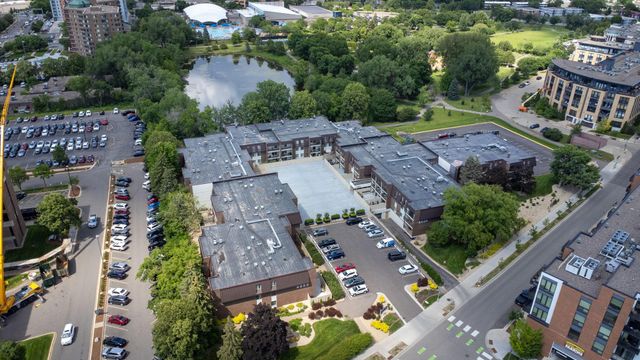 4860 Park Commons Drive 211, Saint Louis Park, MN 55416