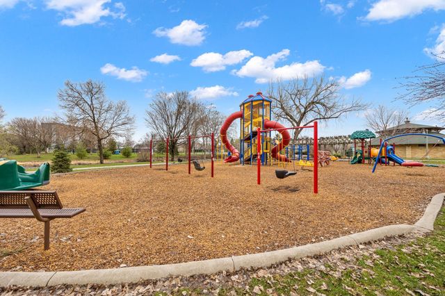 4860 Park Commons Drive 211, Saint Louis Park, MN 55416