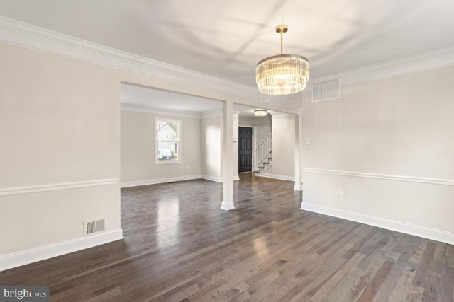 13208 NICKLESON DR, Woodbridge, VA 22193