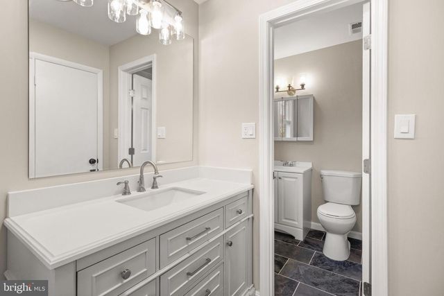 13208 NICKLESON DR, Woodbridge, VA 22193