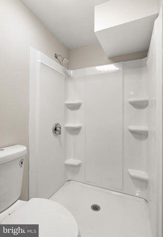 13208 NICKLESON DR, Woodbridge, VA 22193