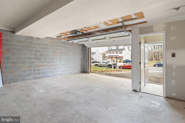 13208 NICKLESON DR, Woodbridge, VA 22193