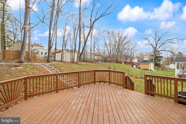 13208 NICKLESON DR, Woodbridge, VA 22193