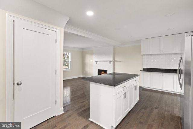 13208 NICKLESON DR, Woodbridge, VA 22193