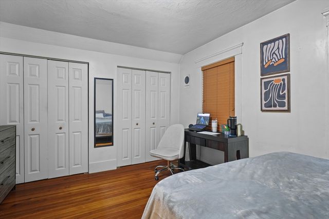 5 Hampstead St, Methuen, MA 01844