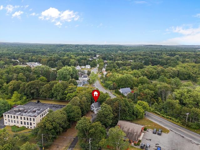 5 Hampstead St, Methuen, MA 01844