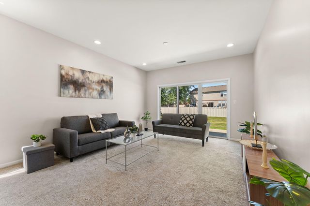1296 Lily Lane, Schererville, IN 46375