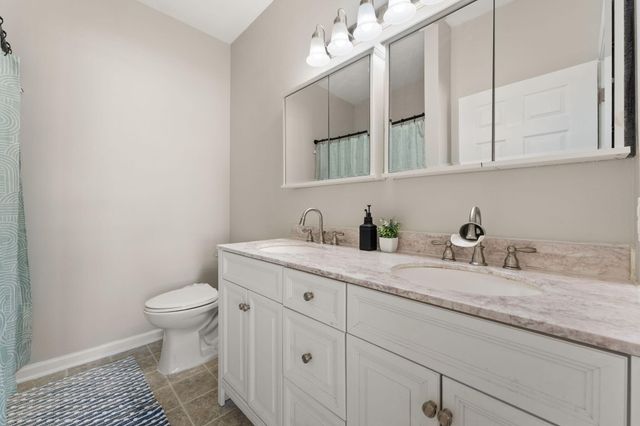 1296 Lily Lane, Schererville, IN 46375