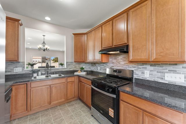 1296 Lily Lane, Schererville, IN 46375