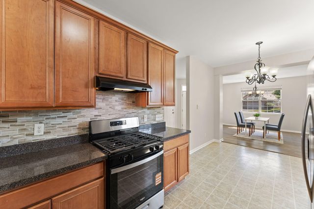 1296 Lily Lane, Schererville, IN 46375