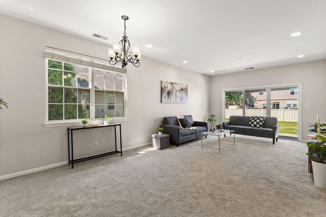 1296 Lily Lane, Schererville, IN 46375