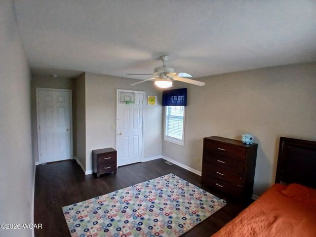 1122 Poppy Drive, Wapakoneta, OH 45895