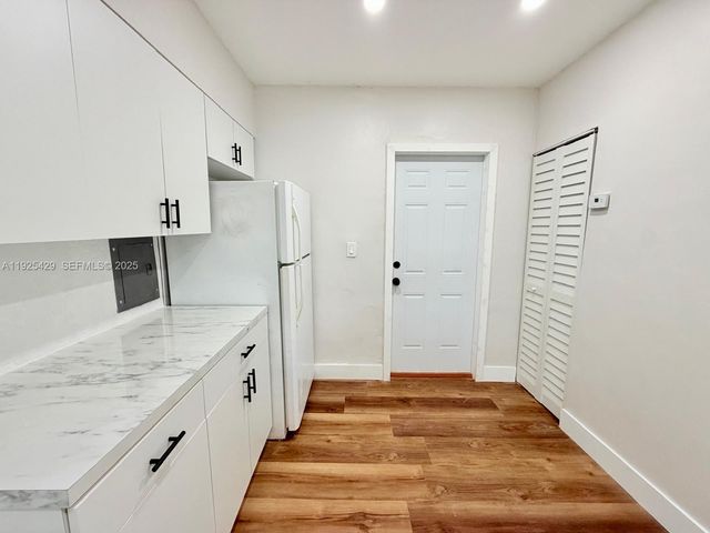 4801 NW 33rd Ave 1, Miami, FL 33142