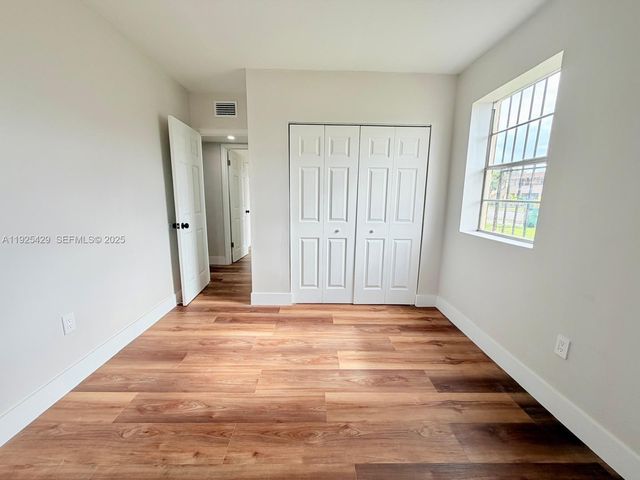 4801 NW 33rd Ave 1, Miami, FL 33142