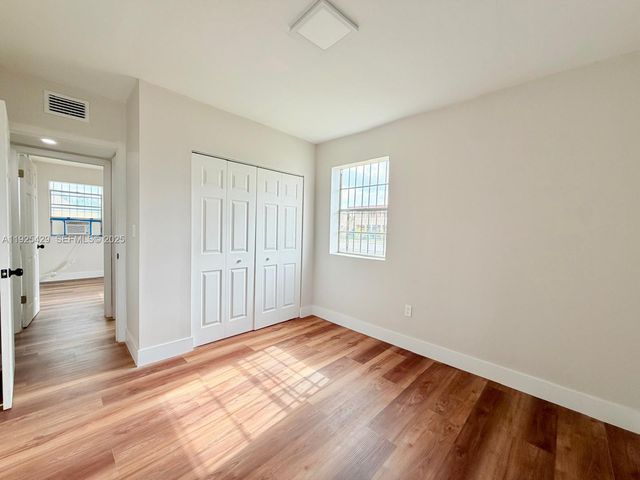 4801 NW 33rd Ave 1, Miami, FL 33142