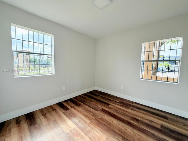 4801 NW 33rd Ave 1, Miami, FL 33142