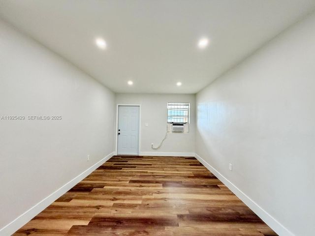 4801 NW 33rd Ave 1, Miami, FL 33142