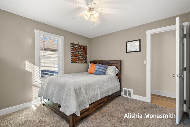 1219 Waverly Avenue, Grand Haven City, MI 49417