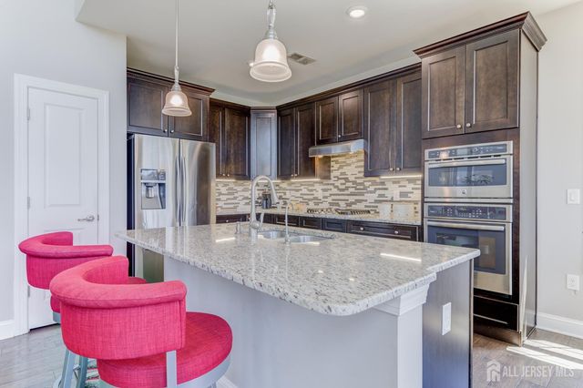 6 Michelangelo Drive, South Brunswick, NJ 08852