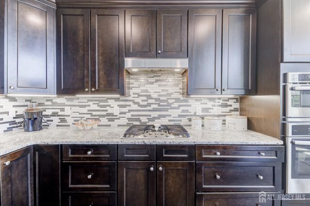 6 Michelangelo Drive, South Brunswick, NJ 08852