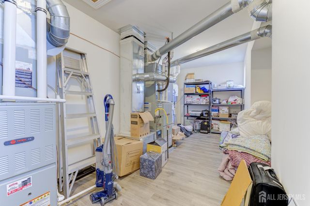 6 Michelangelo Drive, South Brunswick, NJ 08852