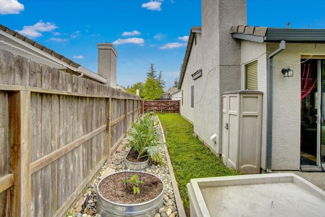 7136 Ryan Taylor Way, Citrus Heights, CA 95621