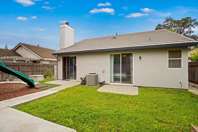 7136 Ryan Taylor Way, Citrus Heights, CA 95621