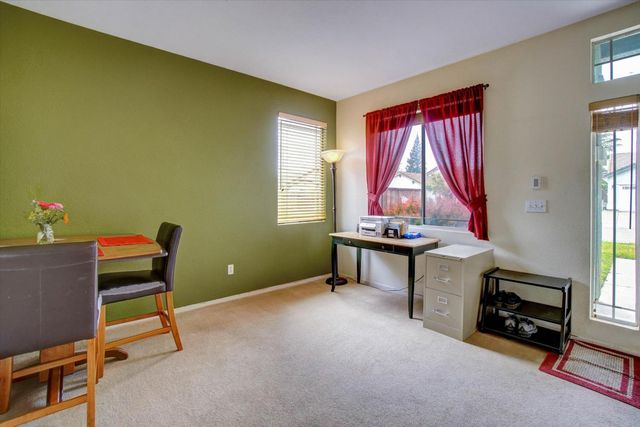 7136 Ryan Taylor Way, Citrus Heights, CA 95621