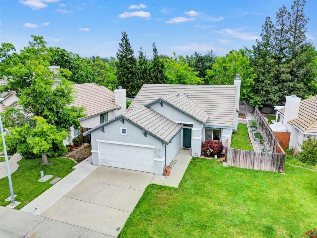 7136 Ryan Taylor Way, Citrus Heights, CA 95621