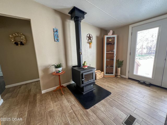 10191 County Road 100, Carthage, MO 64836