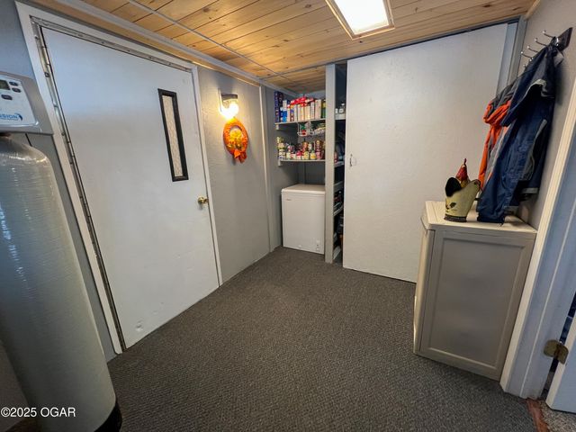 10191 County Road 100, Carthage, MO 64836