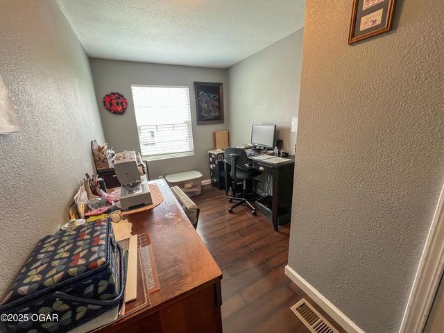 10191 County Road 100, Carthage, MO 64836