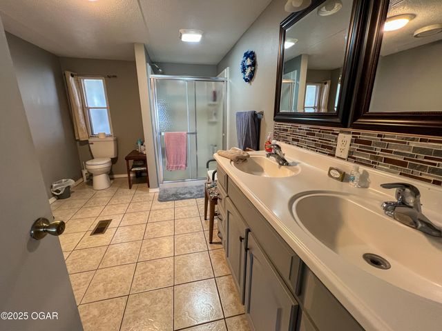 10191 County Road 100, Carthage, MO 64836