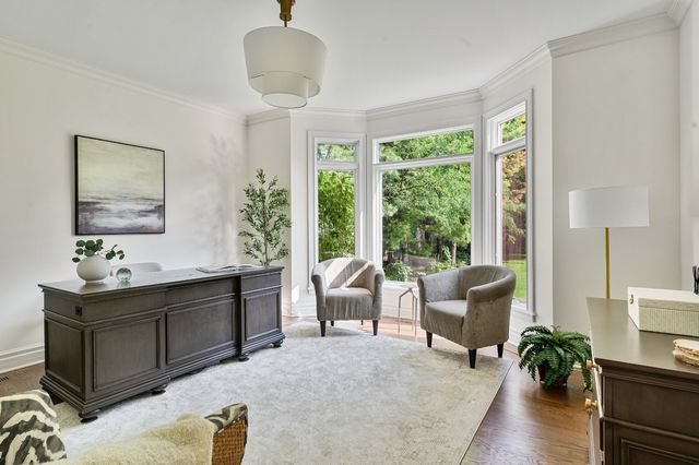 2303 Old Glenview Road, Wilmette, IL 60091