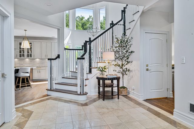 2303 Old Glenview Road, Wilmette, IL 60091