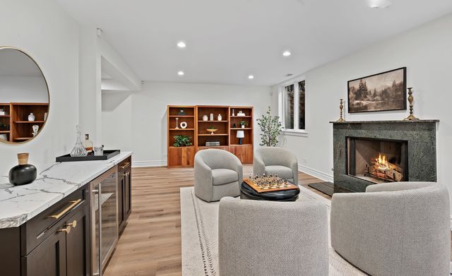 2303 Old Glenview Road, Wilmette, IL 60091