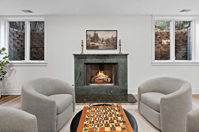 2303 Old Glenview Road, Wilmette, IL 60091