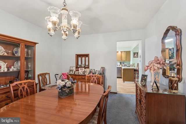 6846 CYNWYD AVE, Pennsauken, NJ 08109