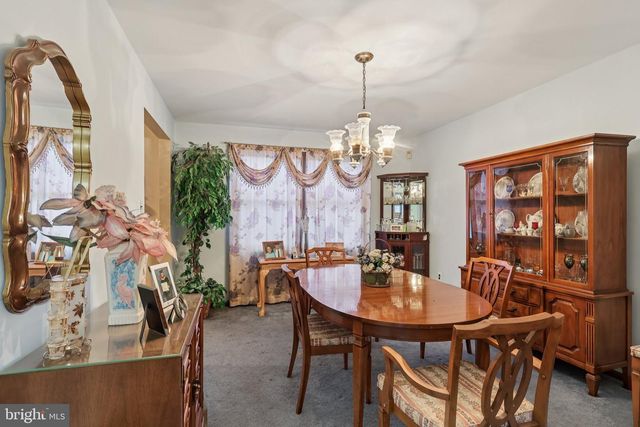 6846 CYNWYD AVE, Pennsauken, NJ 08109