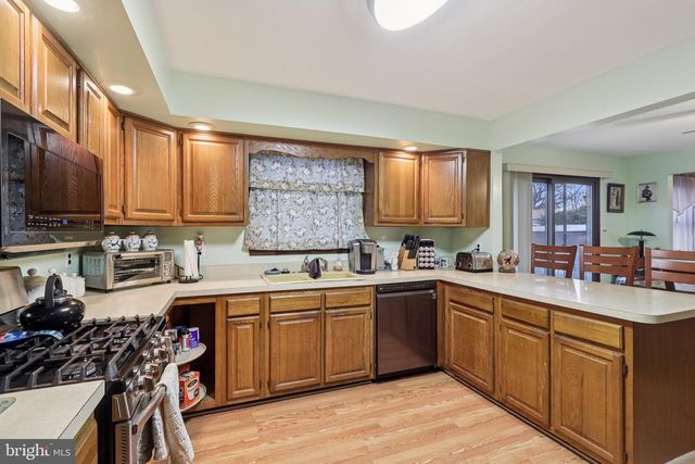 6846 CYNWYD AVE, Pennsauken, NJ 08109